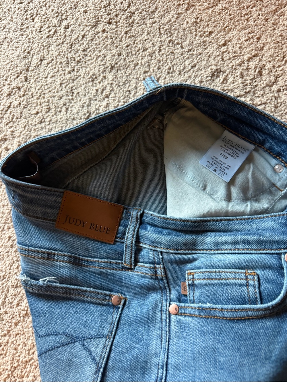 Judy Blue High Rise Petite Jeans Bundle 7/28 - Picture 3 of 13